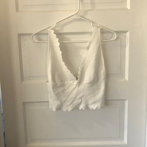White crop top/bralette